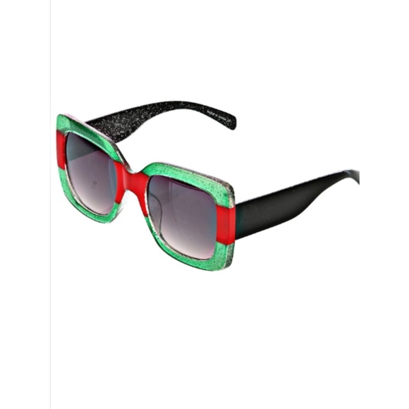 Oversized Square Inspired Sunglasses - Picture 2 of 2